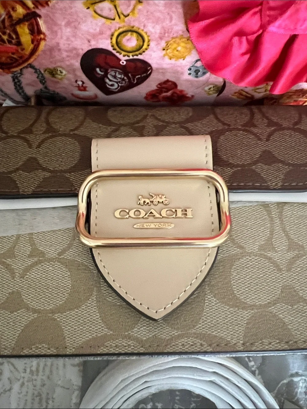 Coach crossbody signature
